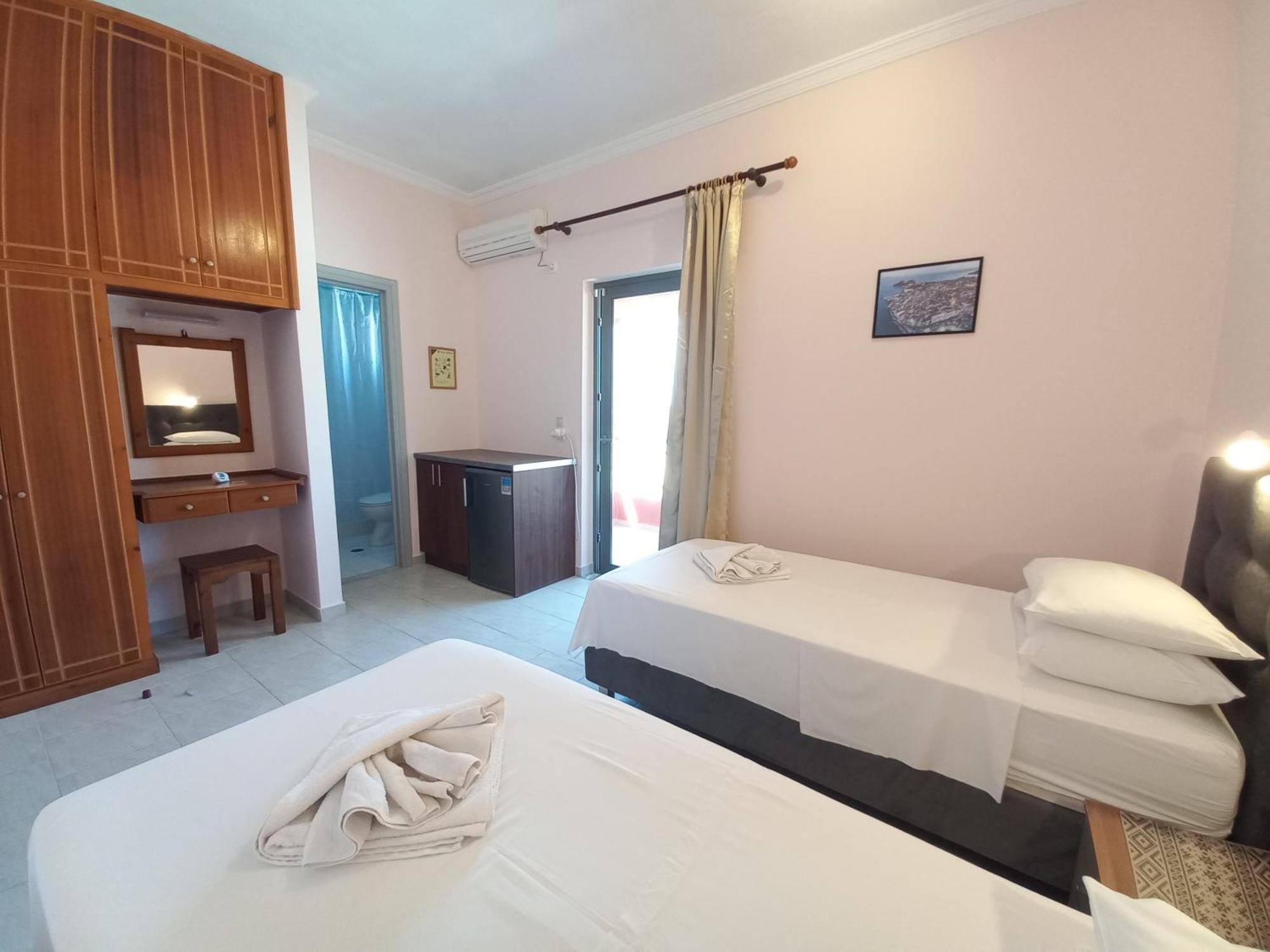 Hotel Porto-Fino à Arillas  Extérieur photo